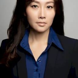 Julia Lim
