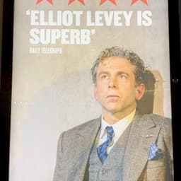 Elliot Levey