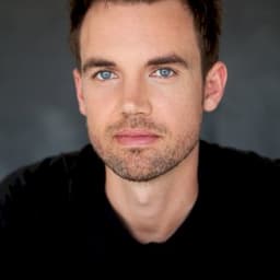 Tyler Hilton