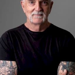 Andy McPhee