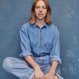 Ellie White