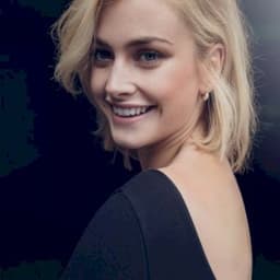 Stefanie Martini