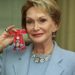 Siân Phillips