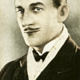 Ward Crane