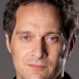 Claudio Santamaria