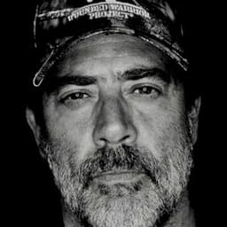 Jeffrey Dean Morgan