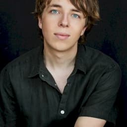 Ed Oxenbould