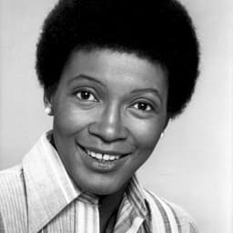 Olivia Cole