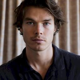Sam Corlett
