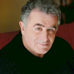 Saul Rubinek