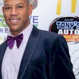Shane T Harris