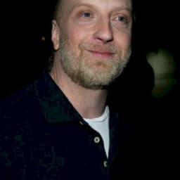Chris Elliott