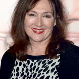 Nora Dunn
