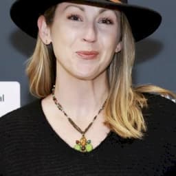 Arianne Martin