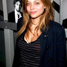 Lizzie Brocheré