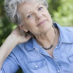 Libby Villari