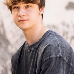 Zachary Unger
