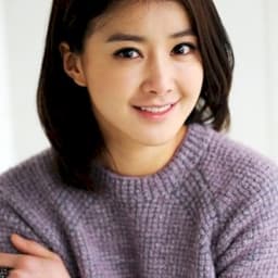 Lee Si-young