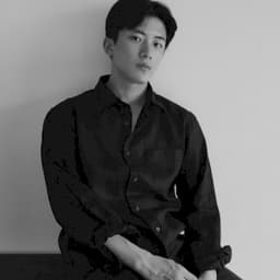 Kim Shin-bi